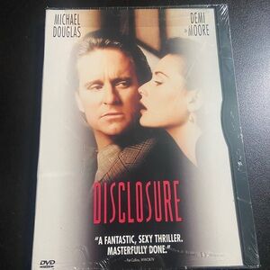Disclosure Snap Case Dvd New Sealed Michael Douglas (B3)